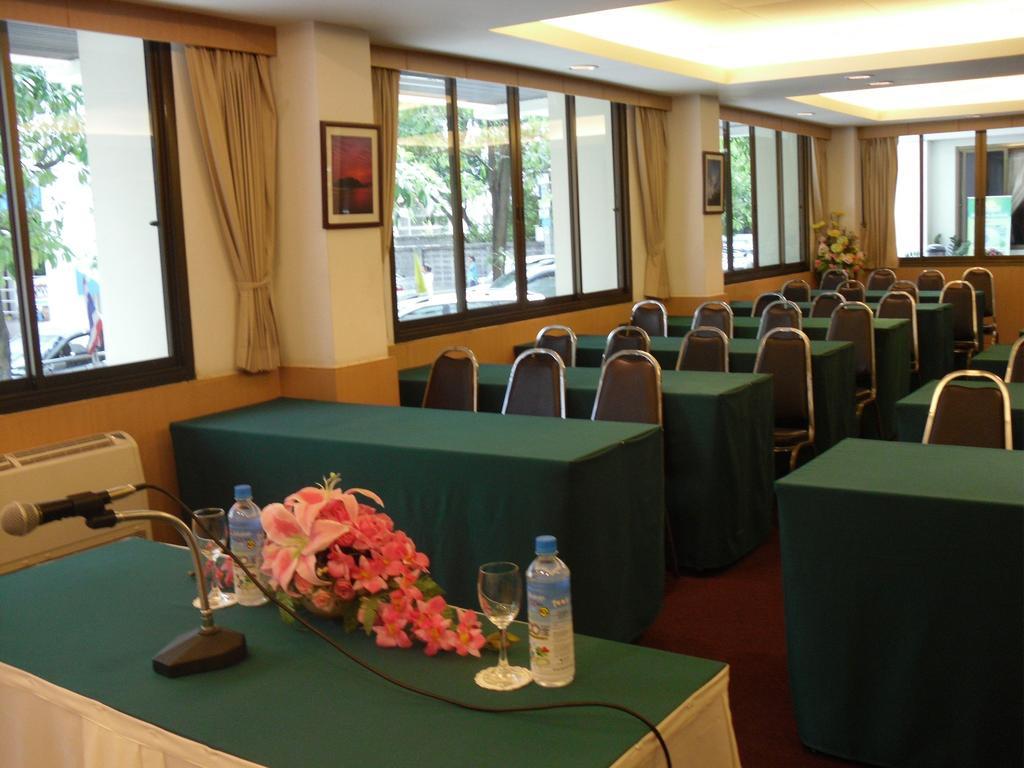 P Park Residence Charansanitwong Bangkok Esterno foto